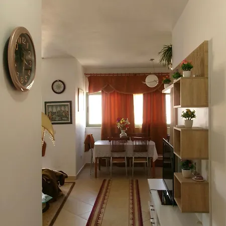 Vollga Square Apartment