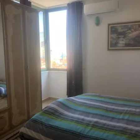Apartment Vollga Square